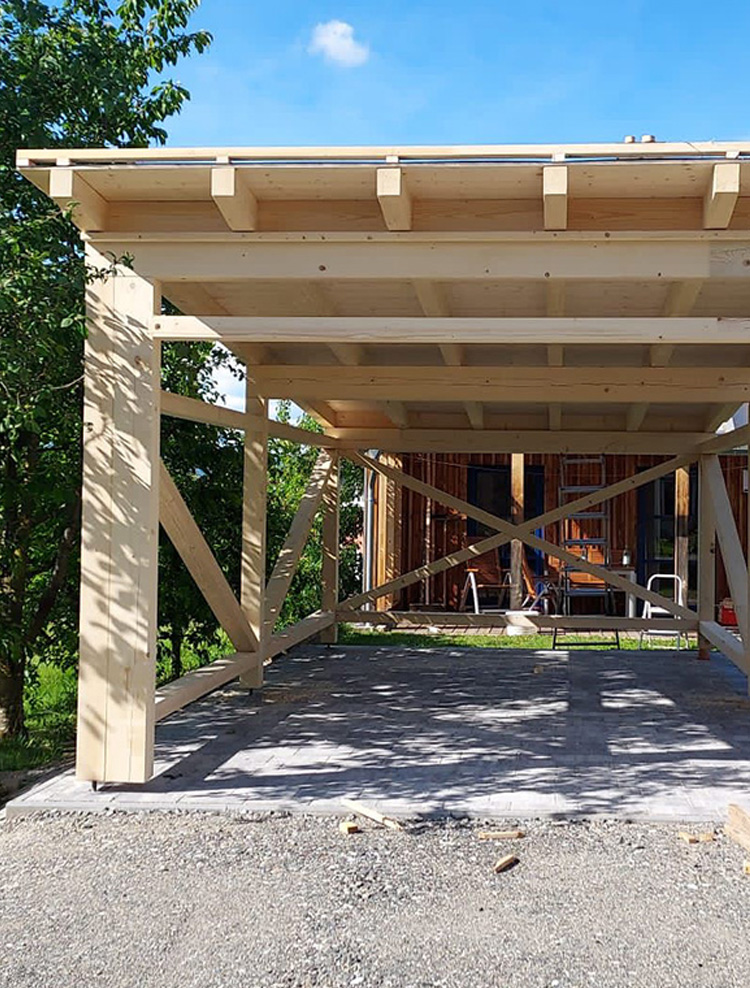 Carports und Garagen von der Zimmerei Stelzer
